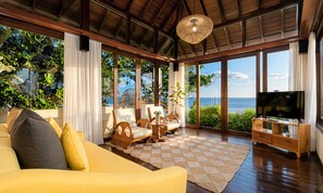 Villa Panoramique, 2 chambres, vue océan, en front de mer (The Chands Two) | Coin séjour