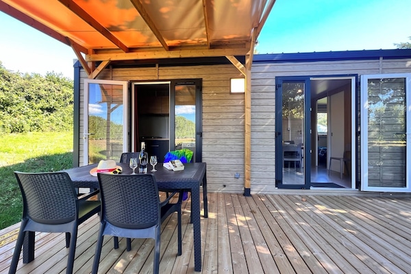 Family Mobile Home | Individually furnished, free WiFi, bed sheets