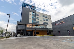 Front of property - Aloft St. Louis Cortex (St. Louis)