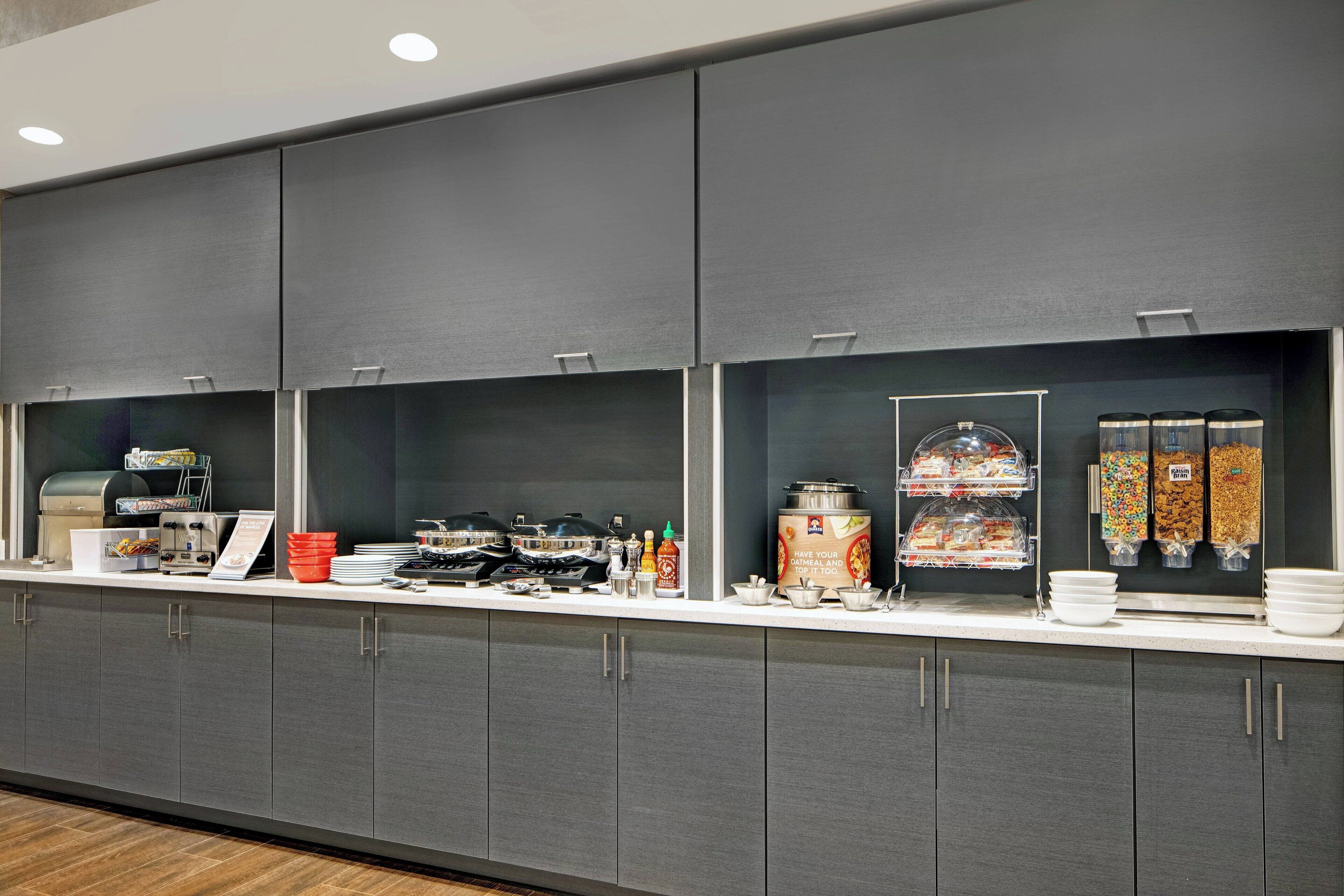 free daily continental breakfast