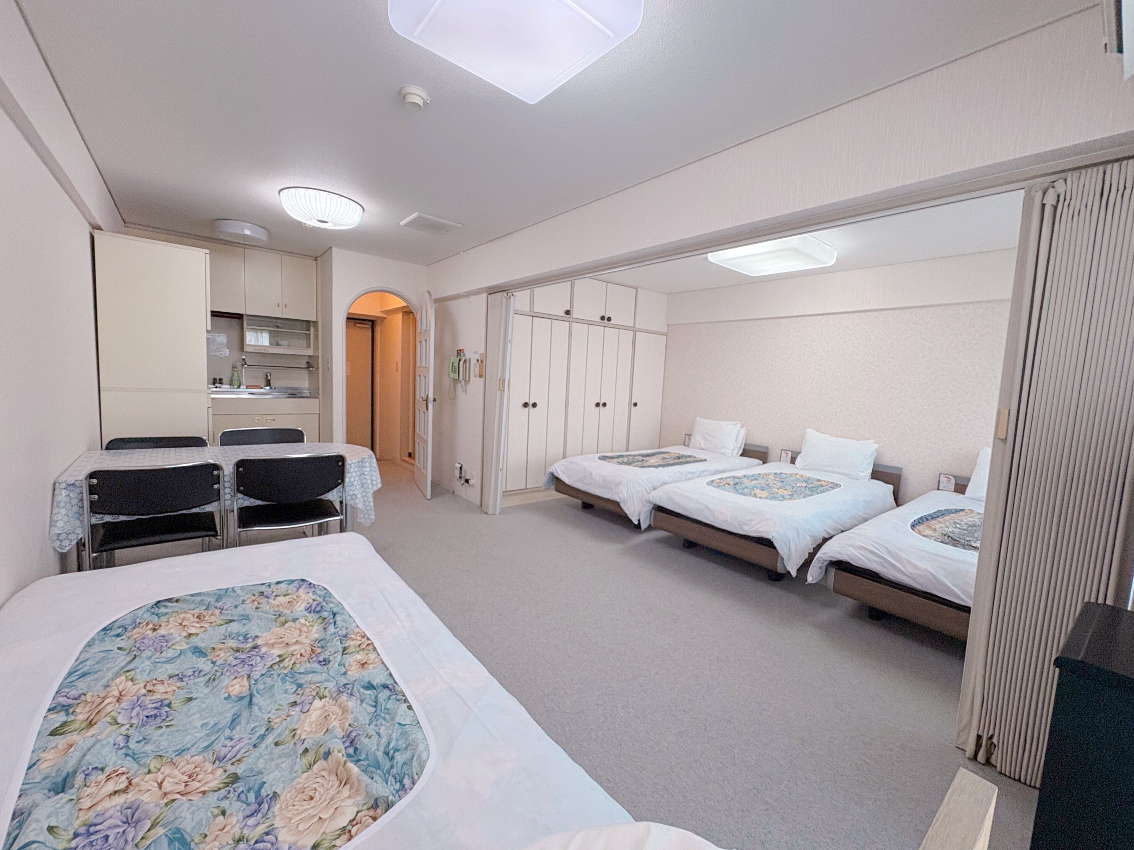 Basic Quadruple Room, Non Smoking | Desk, free WiFi, bed sheets