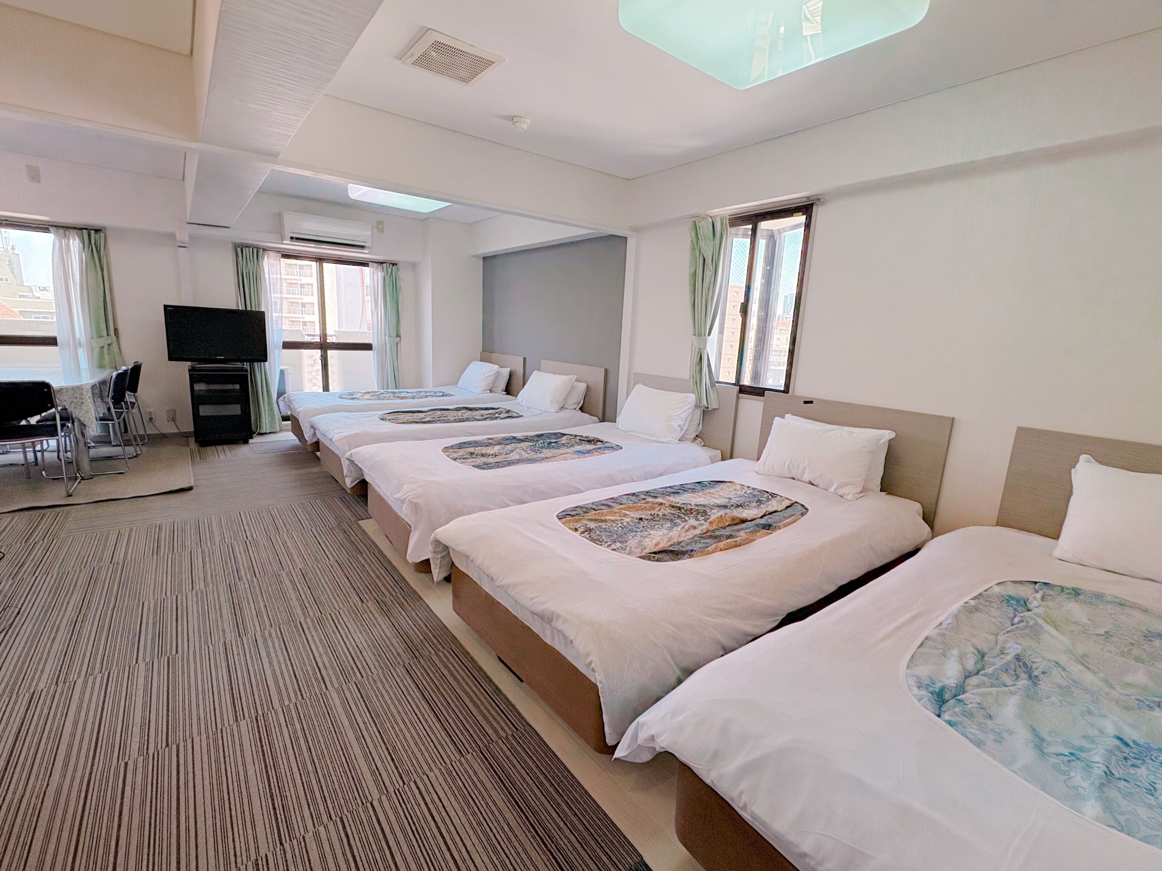 Basic Room, 5 Bedrooms, Non Smoking | Desk, free WiFi, bed sheets