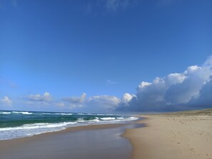 In Strandnähe, Liegestühle