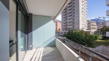 Family Apartment, Multiple Bedrooms (Charming Home) | Terrace/patio