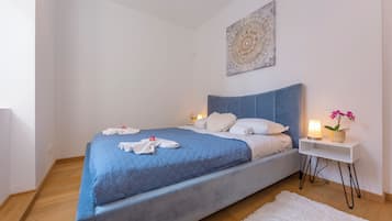 Family Apartment, 1 Bedroom, Balcony (Heart of Lugano) | 1 bilik tidur, dihias secara berasingan