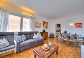 Family Apartment, Multiple Bedrooms (Kiki House) | Living area | 22-inch flat-screen TV with digital channels, TV - Kiki House (Lugano)