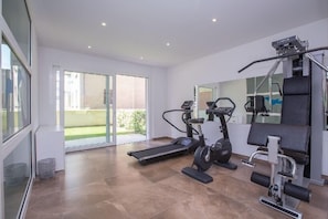 Gym - La Perla del Ticino Attico (Lugano)