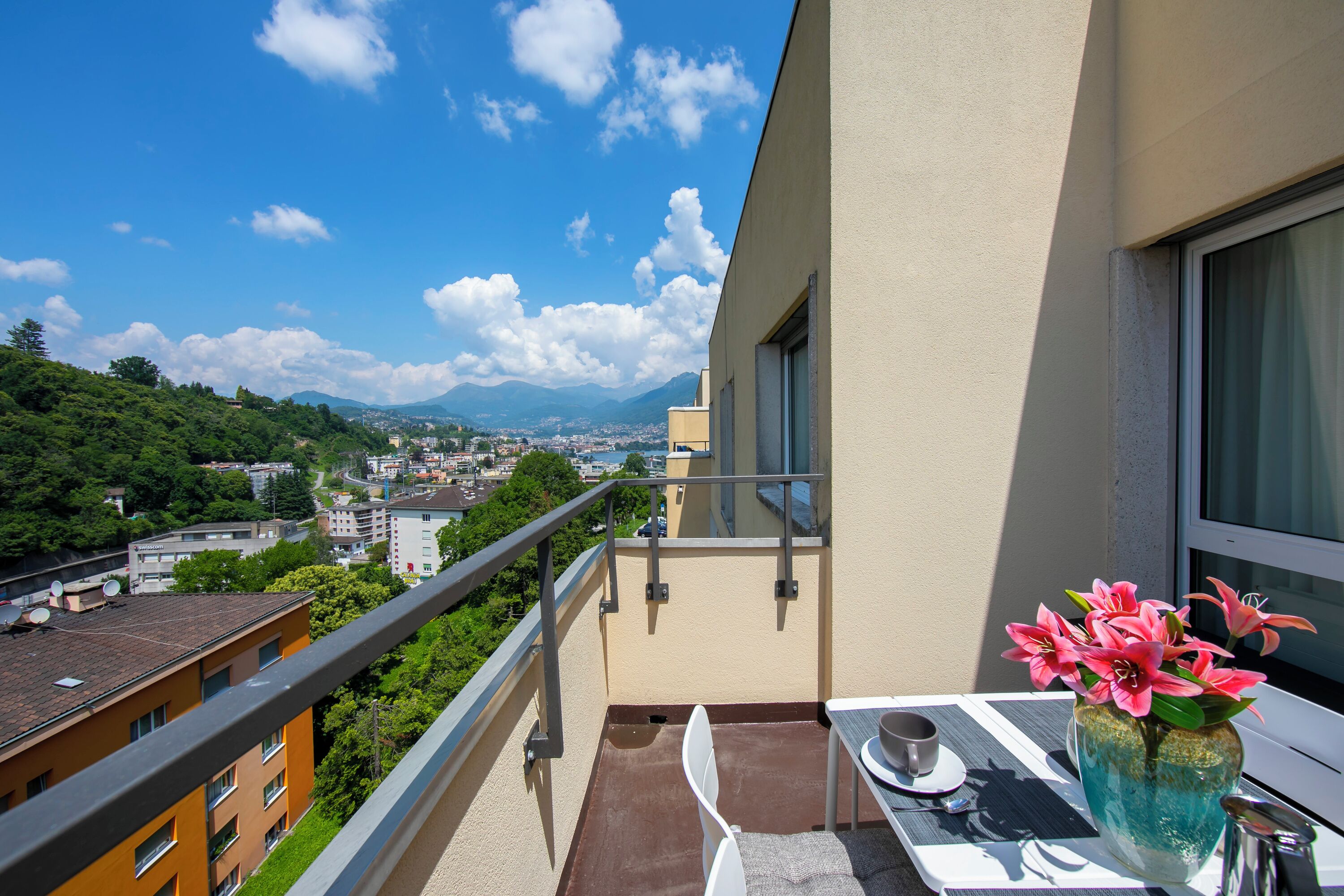 Family Apartment, Multiple Bedrooms, 2 Bathrooms (Laguna di Lugano) | Outdoor dining