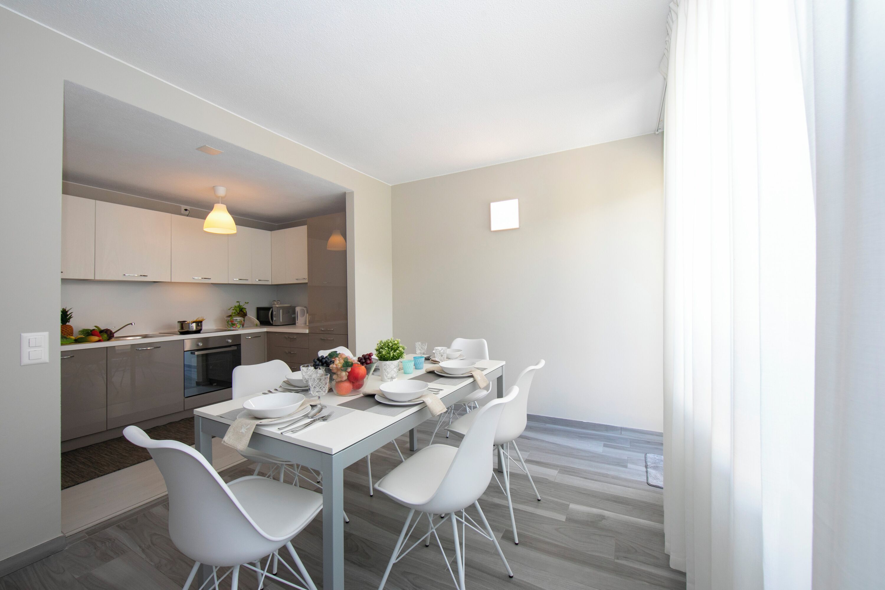 Familienapartment, Mehrere Schlafzimmer, 2 Bäder (Laguna di Lugano) | Speisen