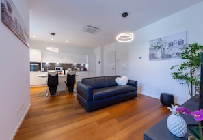 Family Apartment, Multiple Bedrooms (Love of Lugano) | Interior