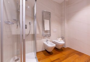 Appartement Familial, plusieurs chambres (Love of Lugano) | Salle de bain