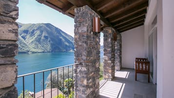 Vue depuis lâhĂ©bergement