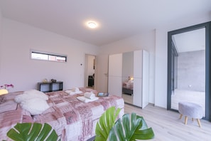 1 bedroom, iron/ironing board, free WiFi, bed sheets