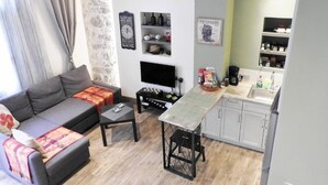 Living room - Porta Guora Apartment (Rethymno)