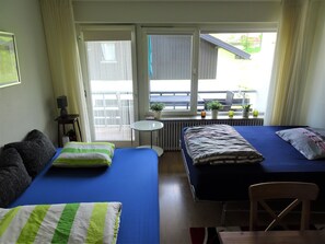 1 bedroom, iron/ironing board, free WiFi, bed sheets