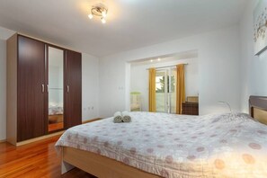 1 bedroom, desk, iron/ironing board, WiFi - Apartment with pool in Medulin A5 (Medulin)