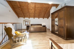 2 bedrooms, desk, iron/ironing board, WiFi - Holiday Homes Ana & Maria - Family Home Maria (Kanfanar)