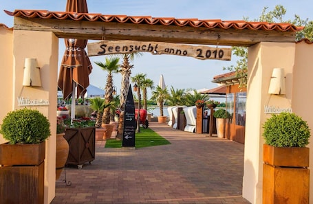 Unterkunftsgelände. Seensucht’s Resort - Hafenkoje