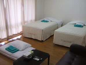 1 多间卧室、办公桌、熨斗/熨衣板、免费 WiFi