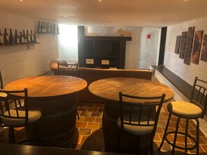 Bar (in der Unterkunft)