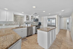 Fridge, microwave, oven, stovetop - Sandpiper Condominiums 301, Panoramic Gulf Views w/ direct access to Mustang Island/Port A beaches. (Port Aransas)