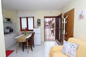 Apartment, 1 Bedroom | Living room - Apartment Amabile (Rovinj)