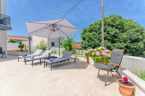 Apartment (Two Bedroom Apartment with Terrace) | Exterior