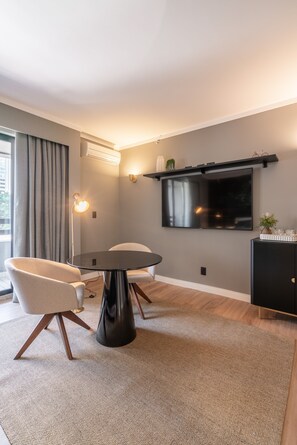 Apartamento (RB 211) | 1 quarto, Wi-Fi de cortesia, roupa de cama