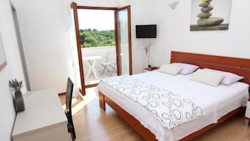 Dobbeltrom, balkong | Wi-fi (inkludert) og sengetøy