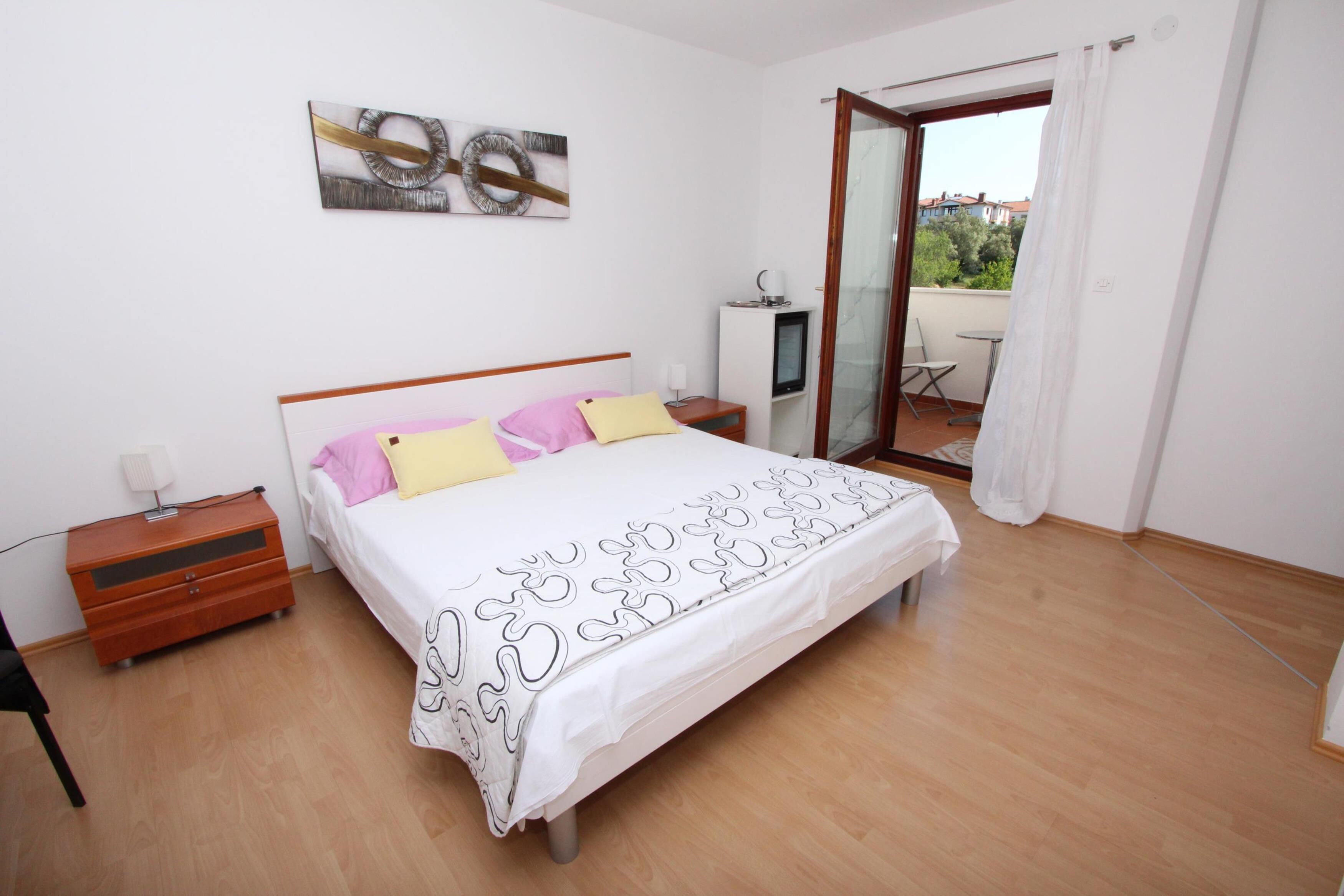 Photo - Rooms and Apartment Luana