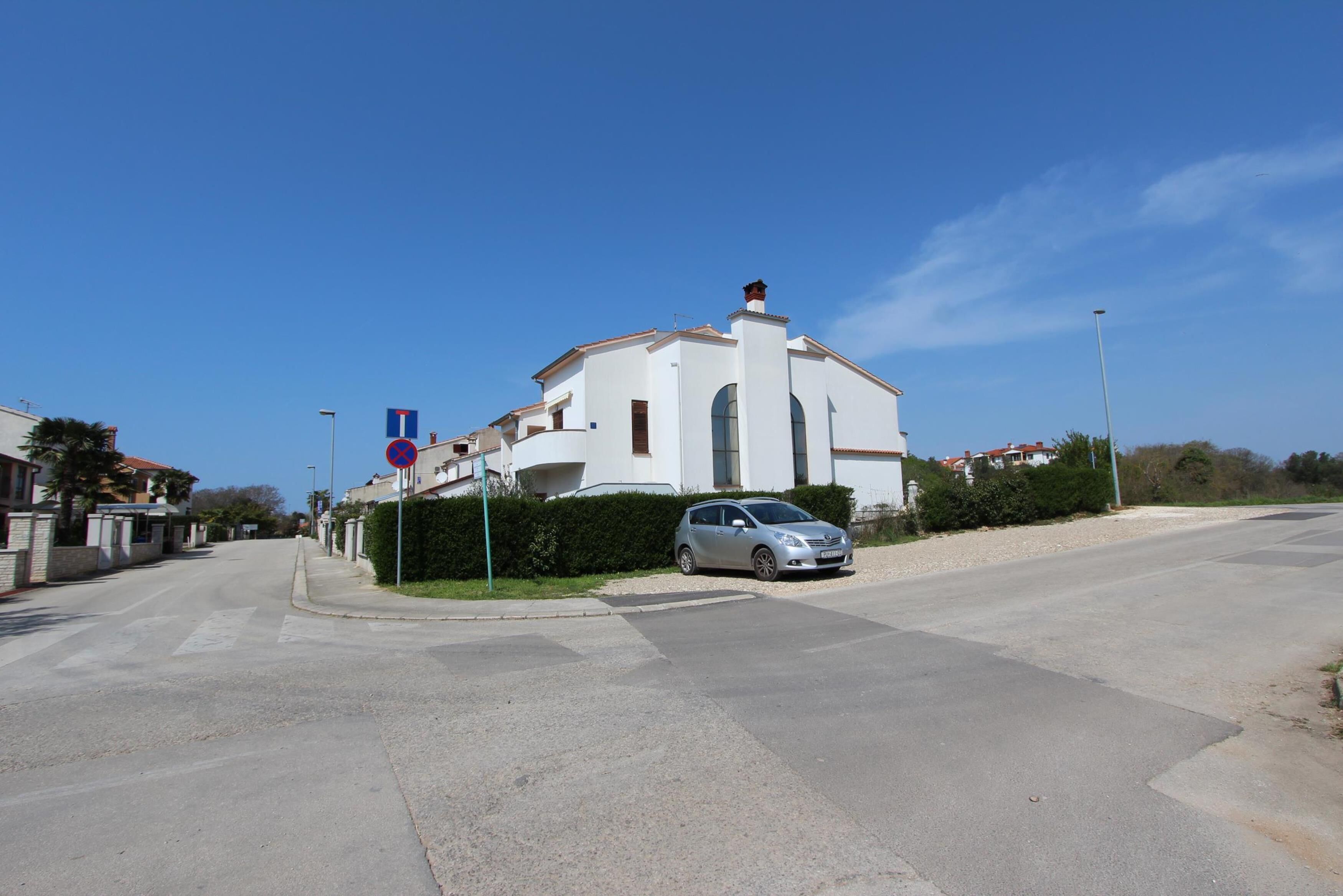 Photo - Rooms and Apartment Luana