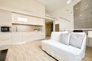 Silitysrauta/-lauta, ilmainen Wi-Fi, vuodevaatteet