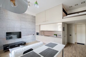 Flat-screen TV - Standard Apartment by Hi5 - Gellert Spa Area (Budapest)