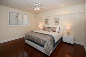 5 bedrooms, iron/ironing board, WiFi, bed sheets