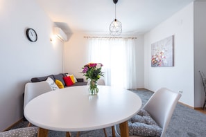 Standard-Apartment, 3 Schlafzimmer, Balkon