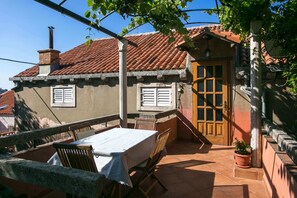 Appartement Standard, 2 chambres, terrasse | Terrasse/Patio