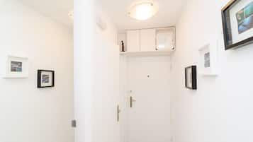 Apartemen Standar, 1 kamar tidur | Area keluarga | TV layar datar