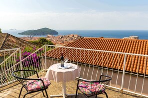 Leilighet – standard, 1 soverom, terrasse | Balkong