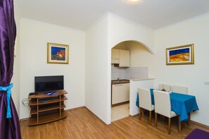 Standard Apartment, 1 Bedroom, Terrace (A2) | Living area | Flat-screen TV - Apartments Dora Mljet (Mljet)