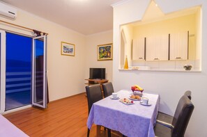 Appartement Standard, 1 chambre, terrasse (A1) | Salle de séjour