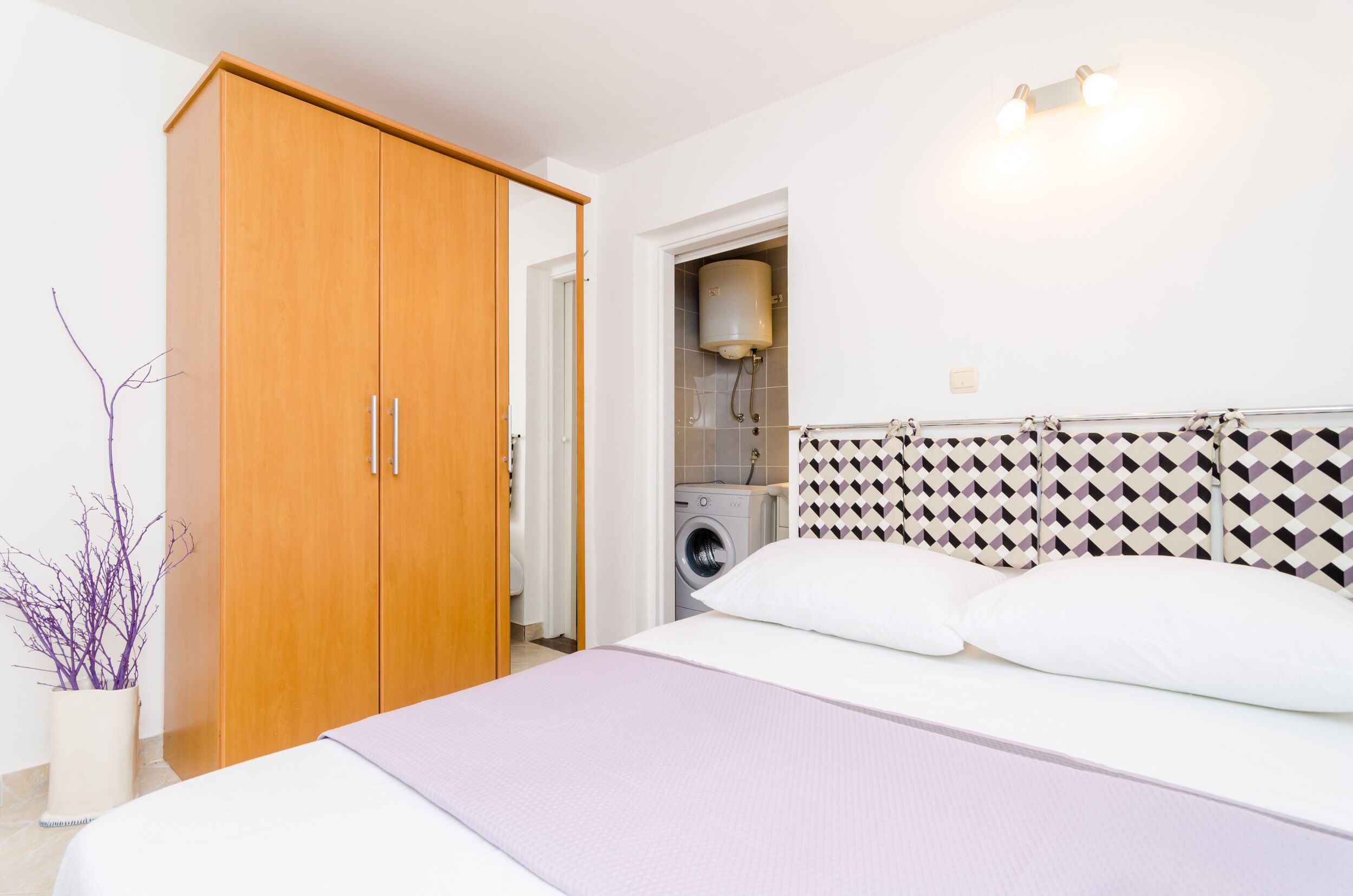 Estudio estándar, 1 cama doble | Wifi gratis y ropa de cama