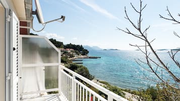 Standard-Apartment, 2 Schlafzimmer, Balkon, Meerblick | Balkon
