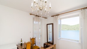 Restauration dans la chambre