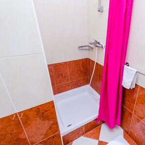 Basic Double Room, 1 Double Bed, Terrace | Bathroom shower - Villa Ruža (Dubrovnik)