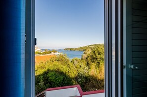 Apartment, 1 Schlafzimmer, Balkon, Meerblick | 1 Schlafzimmer, schallisolierte Zimmer, kostenlose Babybetten