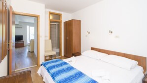Standard Apartment, 2 Bedrooms, Balcony, Sea View