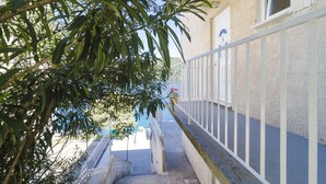 Standard Apartment, 2 Bedrooms, Balcony, Sea View