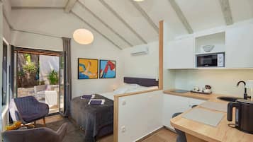 Standard Studio, Sea View | Interior