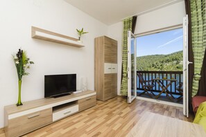 標準公寓, 1 間臥室, 露台, 海景 | 電視