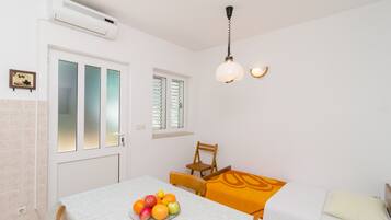 Standard Apartment, 1 Bedroom, Balcony, Sea View | Free WiFi, bed sheets